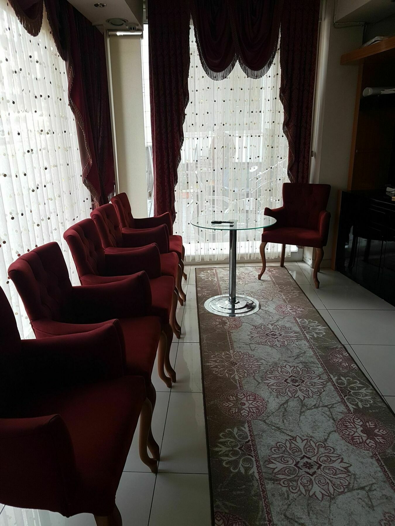 Can Hotel 부루사 외부 사진